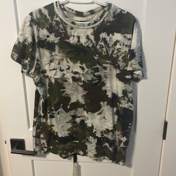 Off-white Camo T-Shirt - Picture 2 of 2